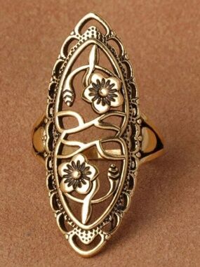1pc Vintage Hollow Carved Gold-Tone Long Ring, Size 8
